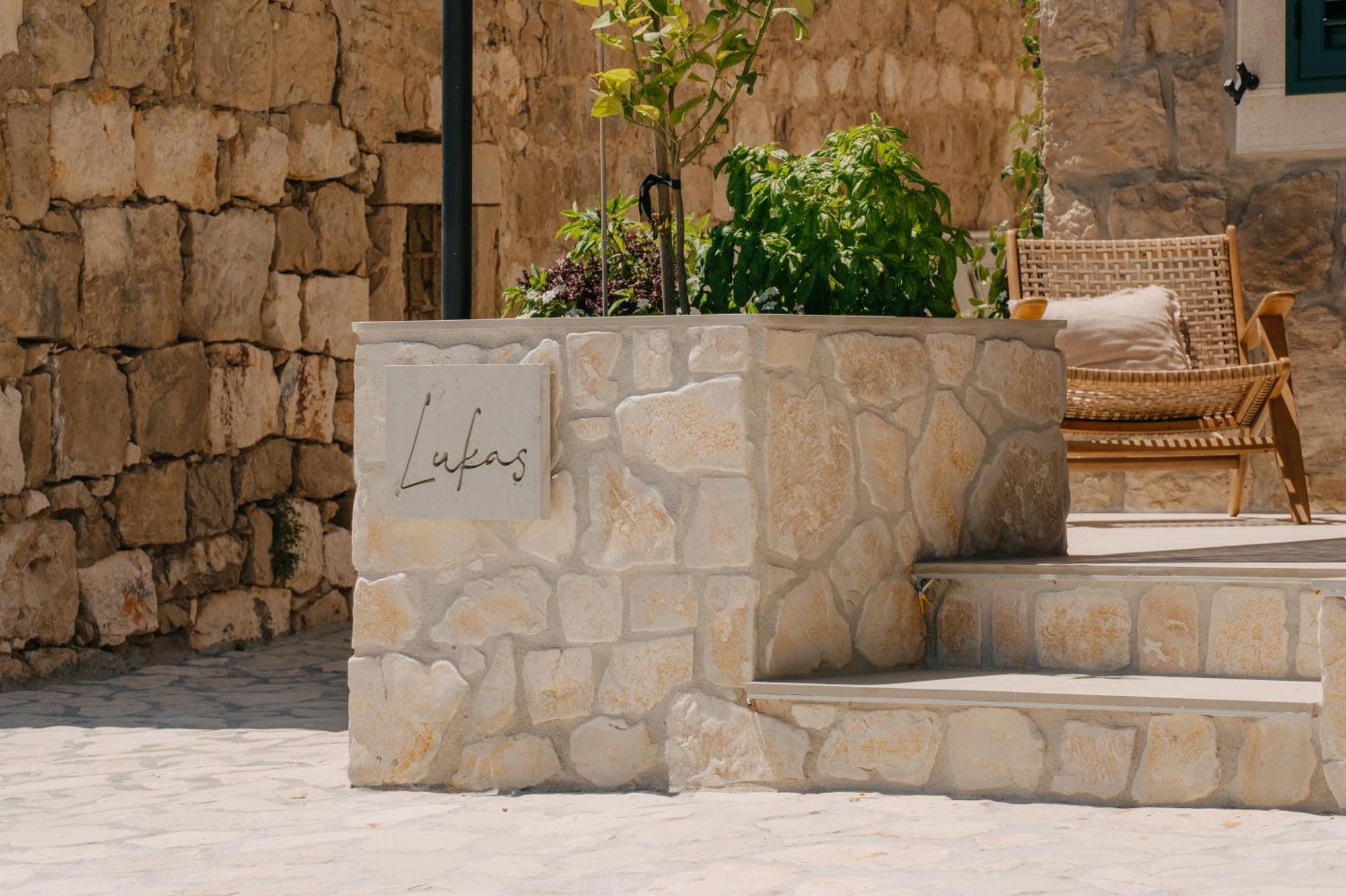 Lukas Apartment Ston Exterior foto