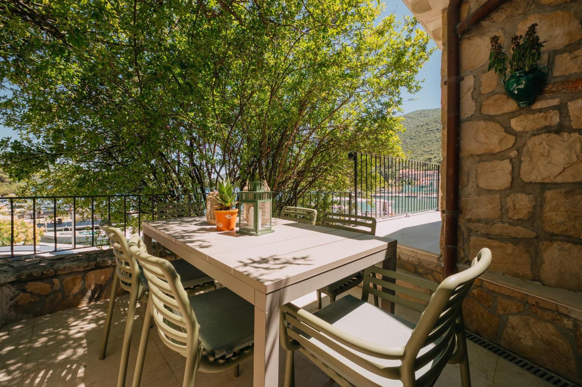 Lukas Apartment Ston Exterior foto